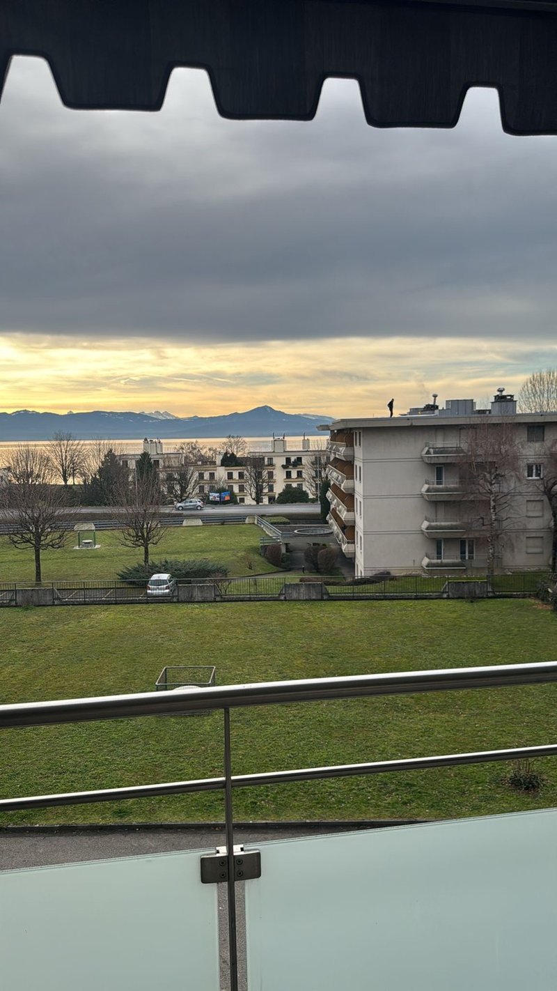 Photo 1 of Mont-sur-Rolle