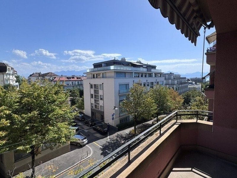 Photo 2 of Avenue de l'Avant-Poste 25, Lausanne