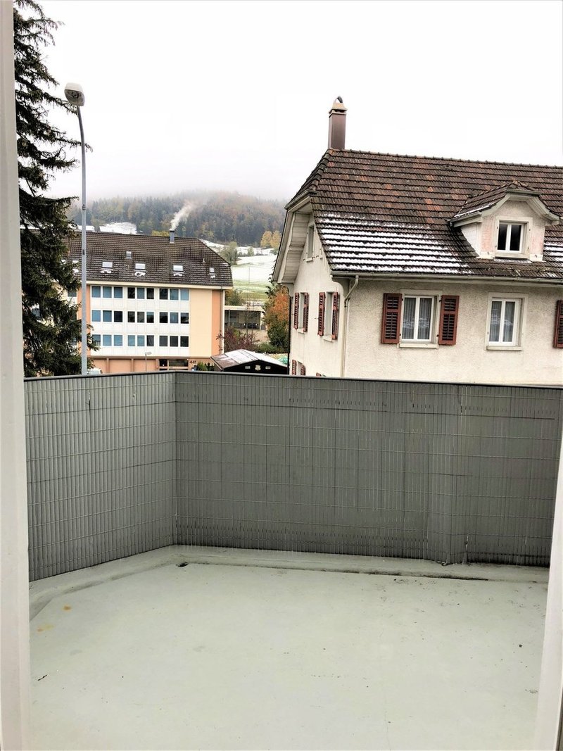Foto 4 di Hauptstrasse 18, Welschenrohr