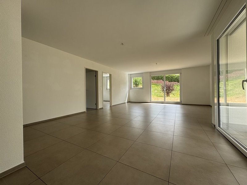 Photo 2 de Waldweidstrasse 1, Waldenburg