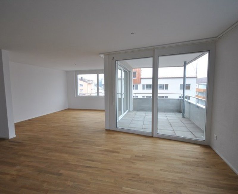 Foto 4 di Hauptstrasse 45, Islikon