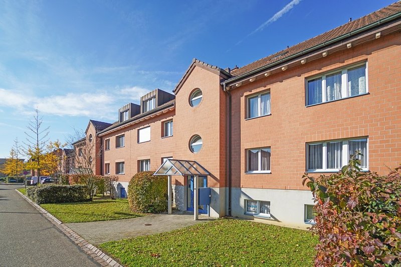 Photo 1 de Reinach BL