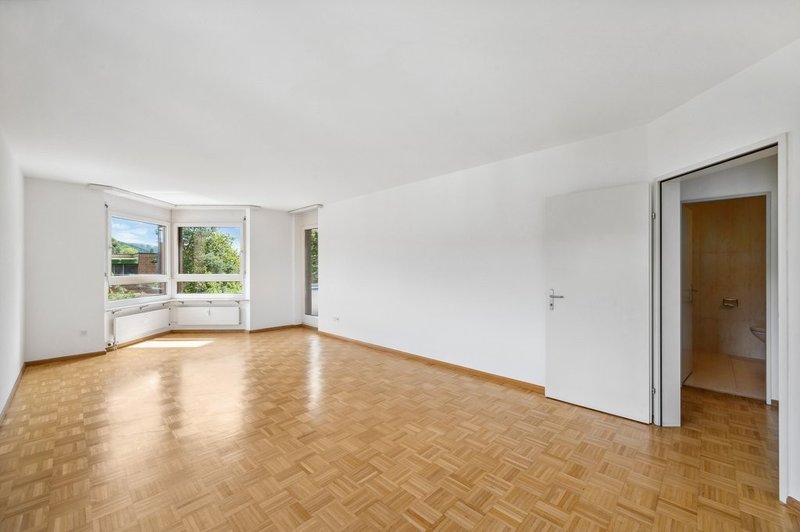 Photo 2 de Baselstrasse 71, Münchenstein