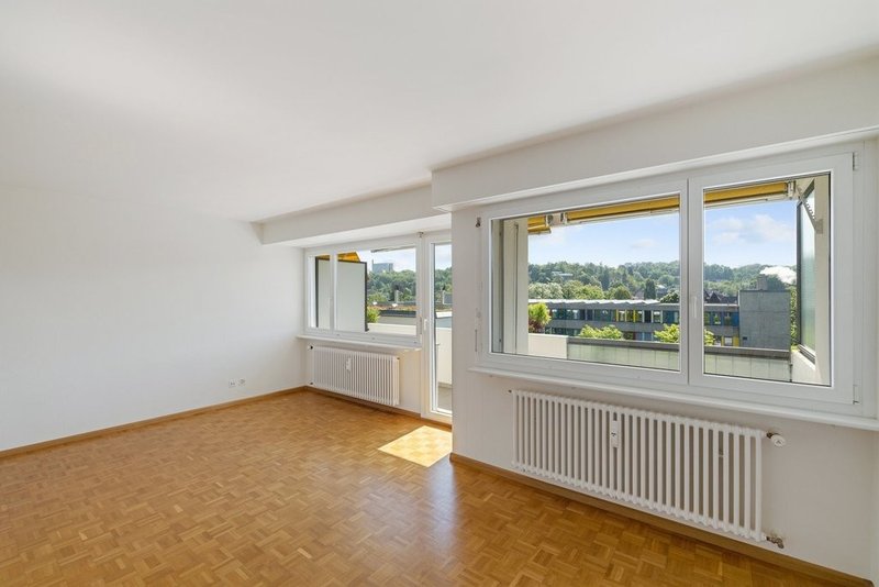 Photo 4 de Gustackerstrasse 2, Bottmingen