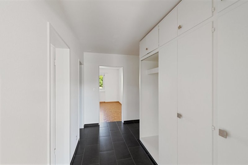 Photo 6 de Gustackerstrasse 2, Bottmingen