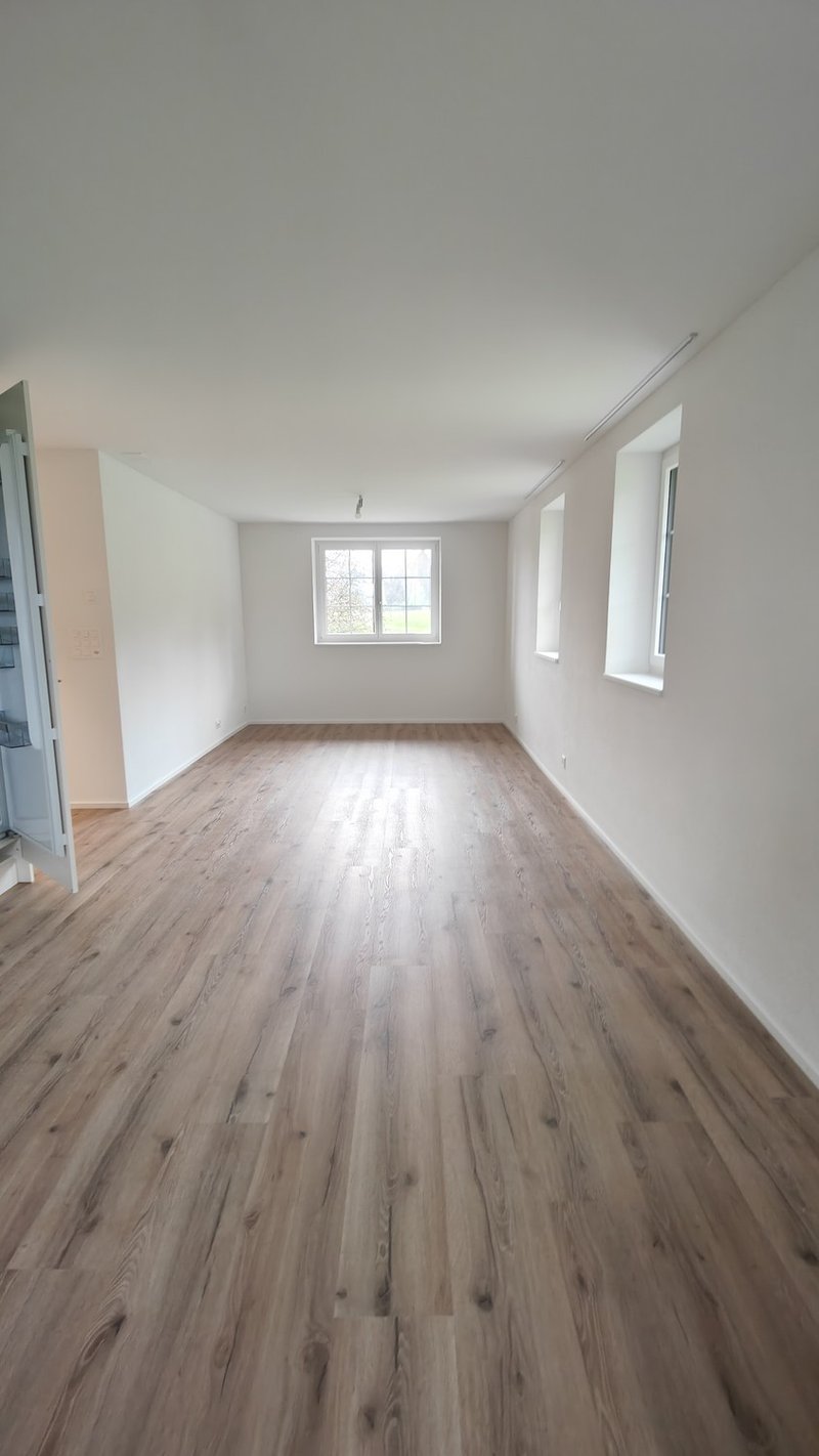 Photo 3 of Rellikonstrasse 88, Maur