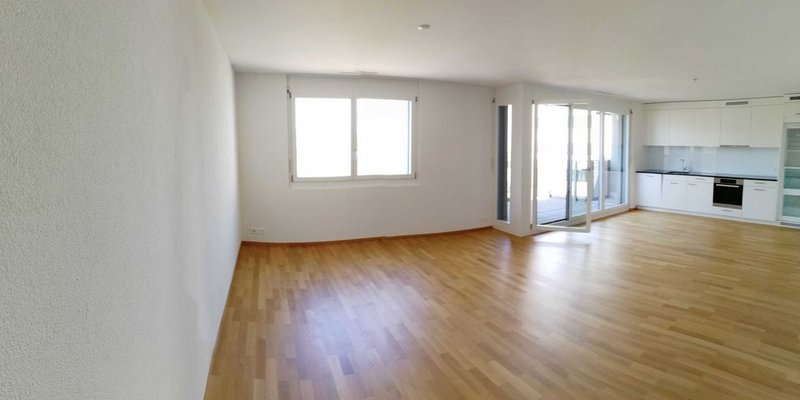 Photo 3 de Zentrum Staldenbach 15, Pfäffikon SZ