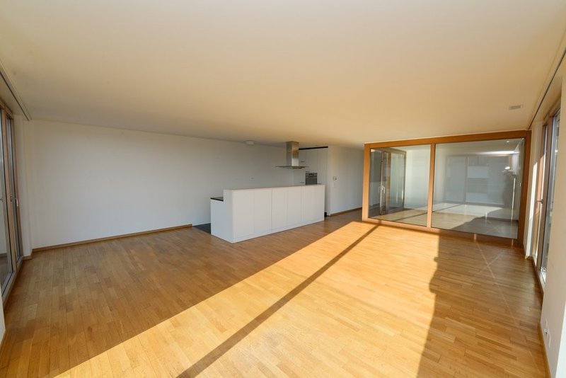 Foto 2 di Neumarktstrasse 31, Biel/Bienne