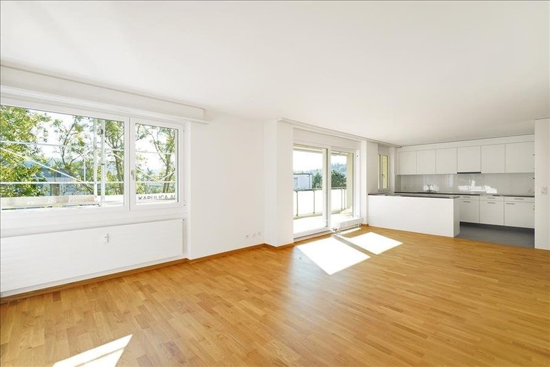 Photo 4 de Bottmingerstr. 121, Binningen