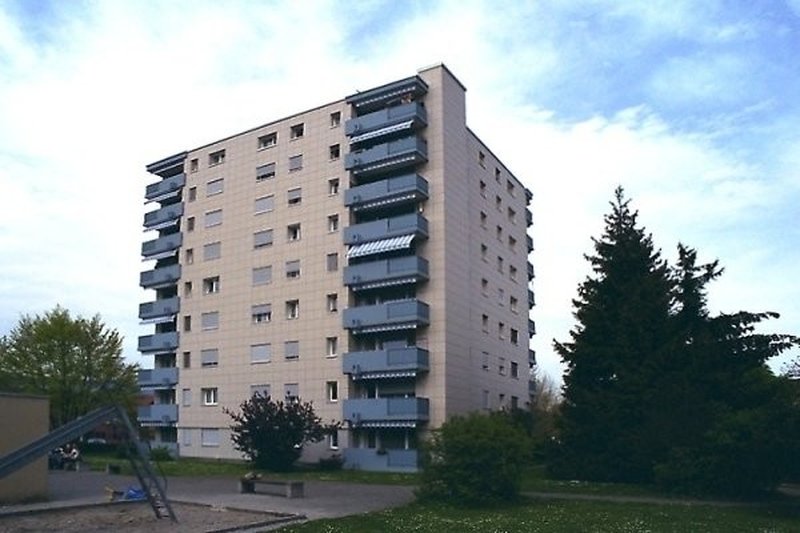Photo 2 de Aarestrasse 11, Brügg BE