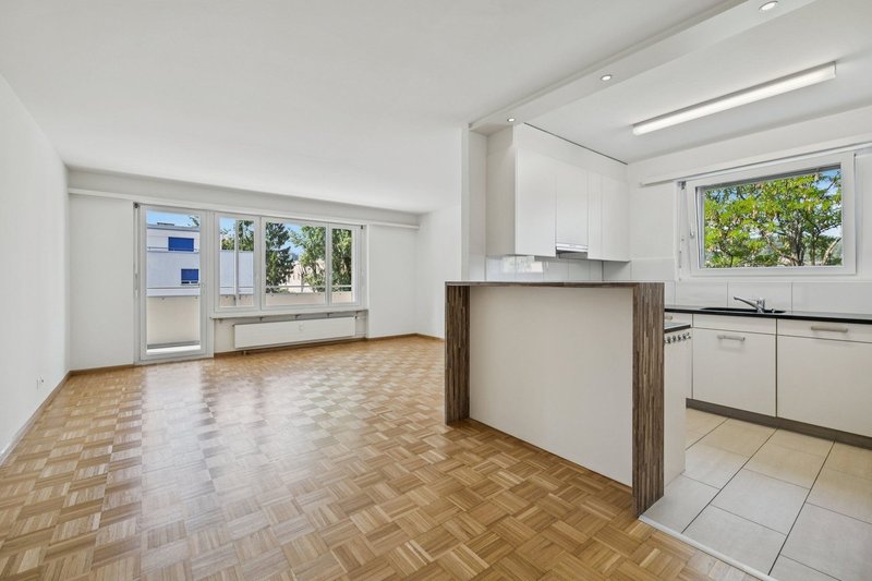 Photo 3 de Bifangstrasse 3, Reinach