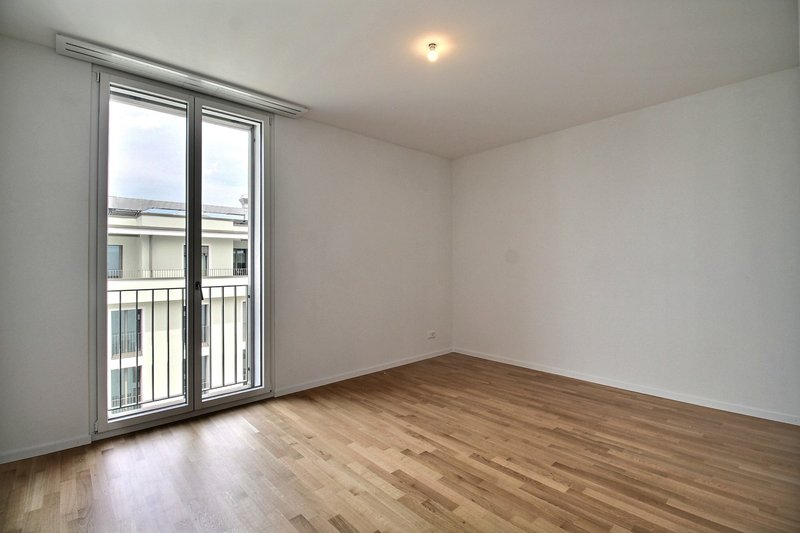 Foto 6 von Rue des Frères-Lumière 25, Marly
