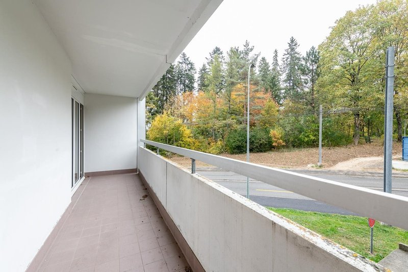 Foto 6 di Croix Fédérale 44, La Chaux-de-Fonds