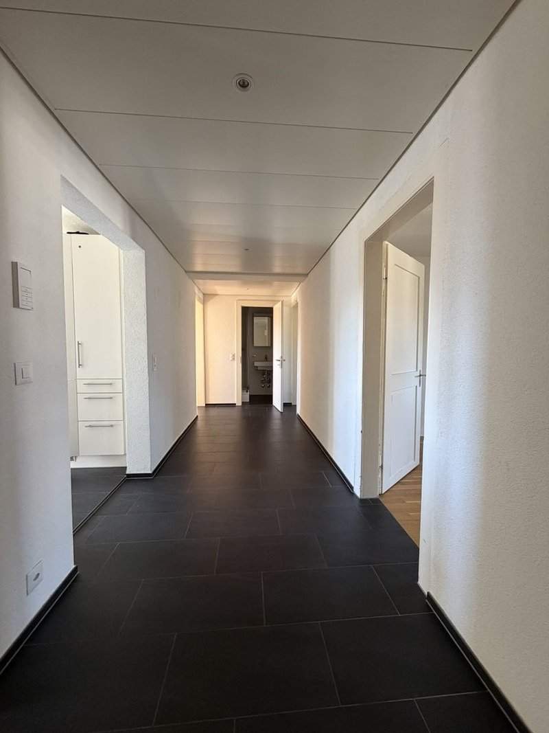 Photo 6 of Albisriederplatz 1, Zürich