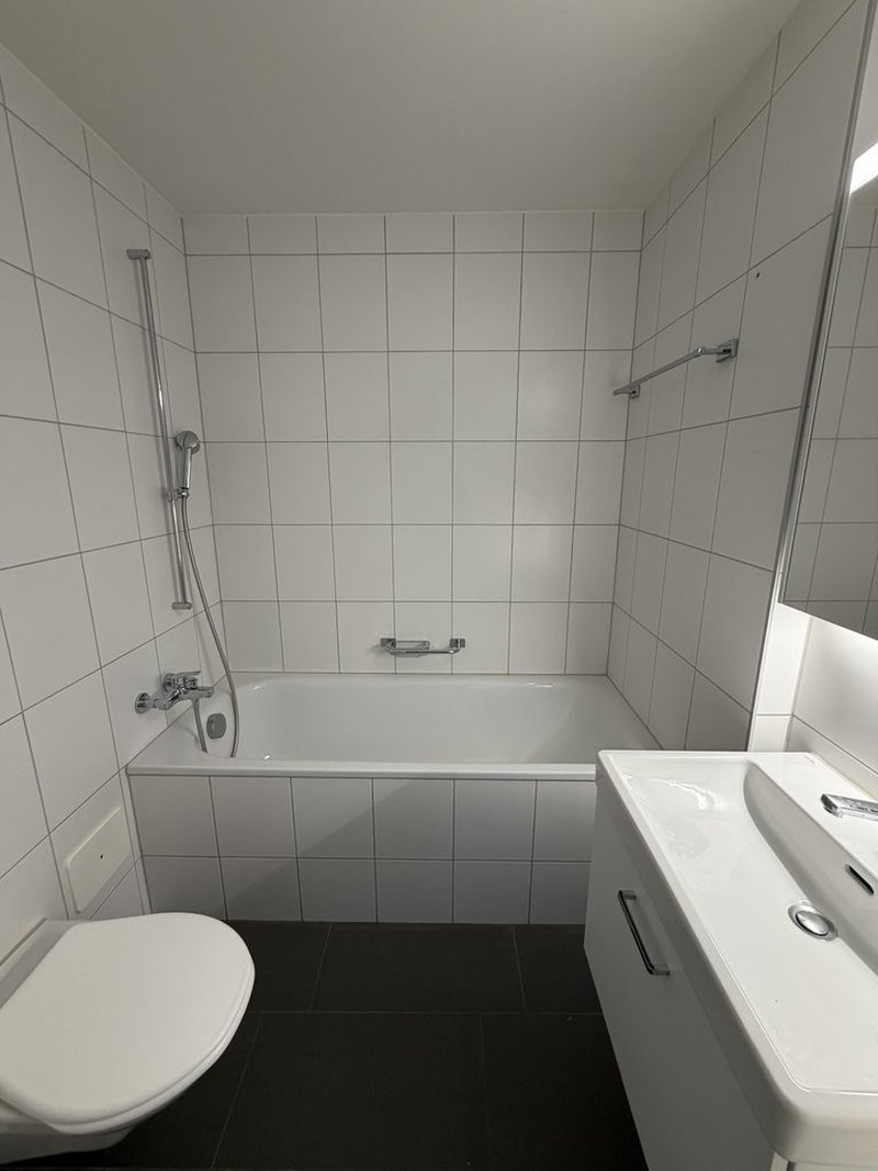 Photo 4 of Gyrhaldenstrasse 19, Dietikon