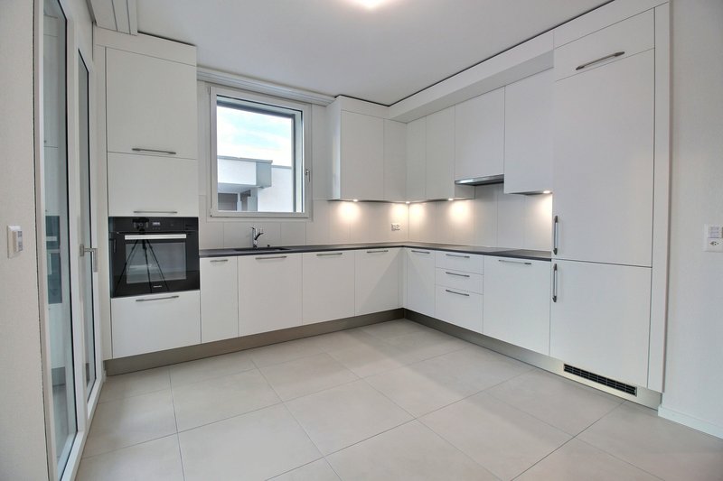 Photo 2 of Rue des Frères-Lumière 22, Marly