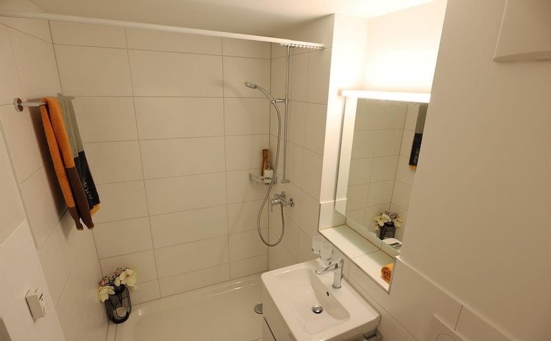 Photo 4 of Liesbergerstrasse 23, Basel