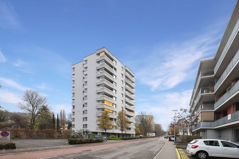 Photo 1 de Binningen
