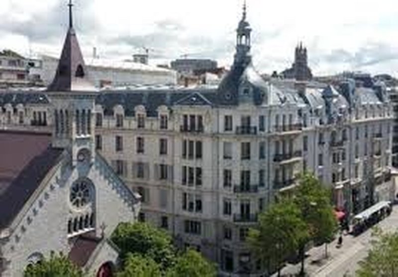 Photo 2 de Place Belair, Rue des Terreaux, Lausanne