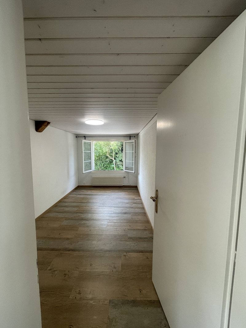 Photo 3 de Dorfstrasse 8, Thierachern