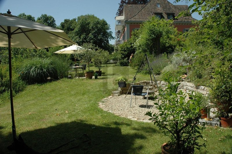 Foto 2 von Auf Anfrage, Neuhausen am Rheinfall