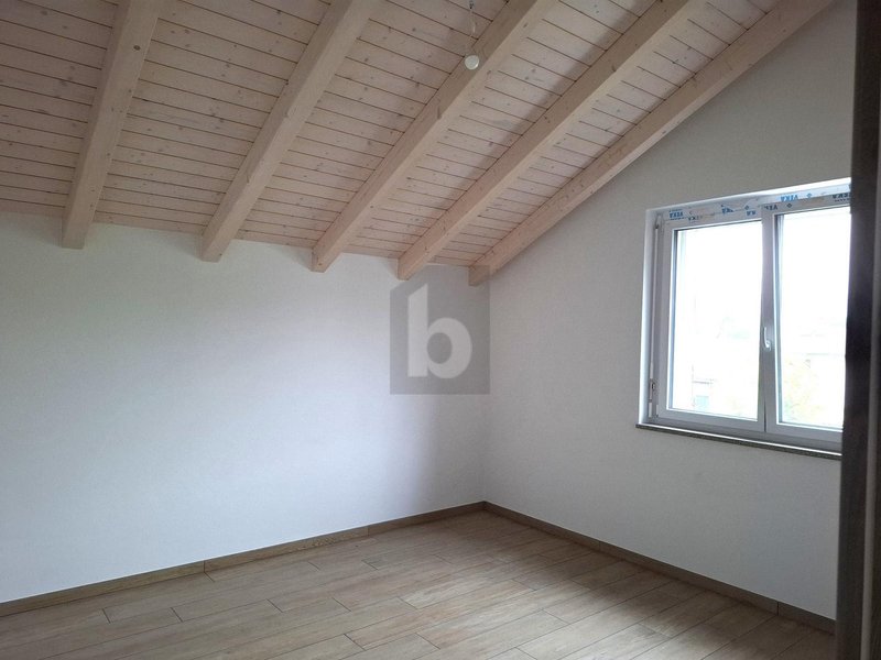 Photo 3 de Sur demande, Courrendlin