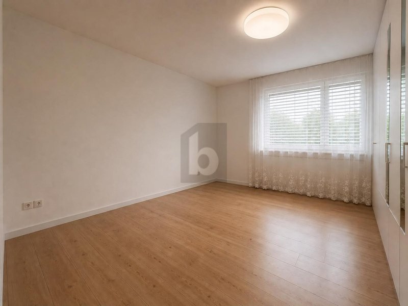 Foto 2 von Auf Anfrage, Reinach AG