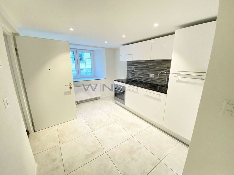 Foto 4 di Landstrasse 46, Netstal
