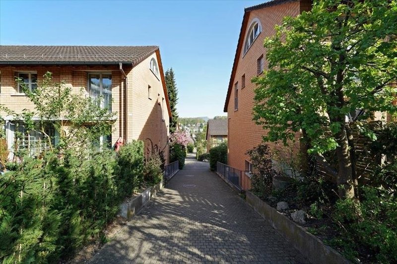 Photo 1 de Oberwil
