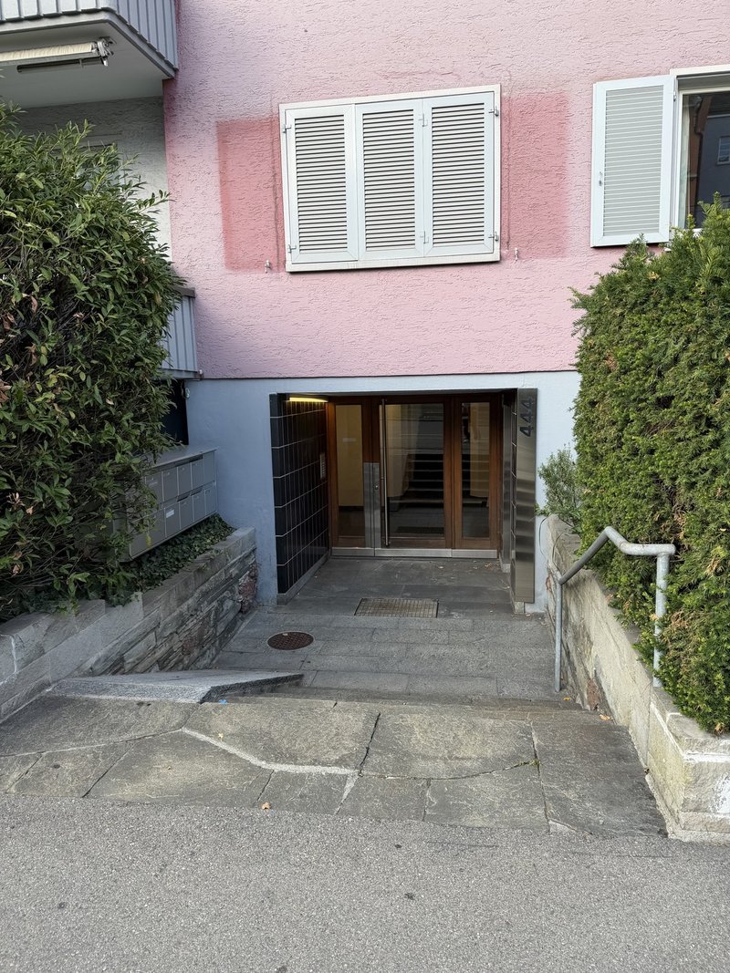 Photo 6 de Badenerstrasse 444, Zurich