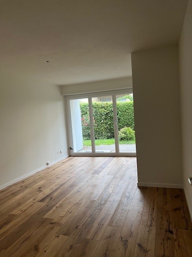 Photo 2 de Burstwiesenstrasse 80, Zürich