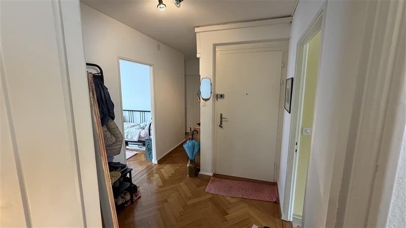 Photo 3 de Überlandstrasse 28, Zürich