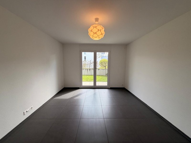 Photo 1 of Bassersdorf