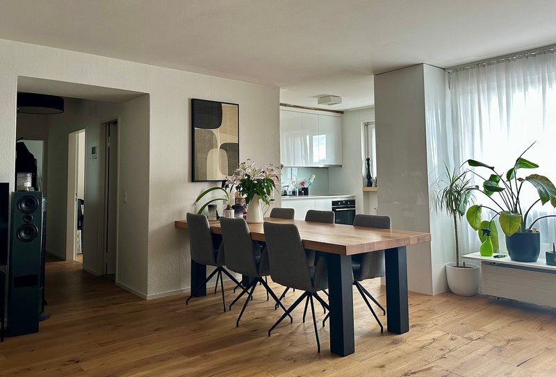 Foto 2 di Hauptstrasse 31, Aarau Rohr