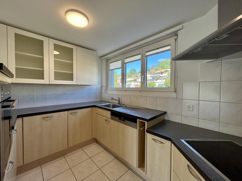 Photo 1 of Hinwil