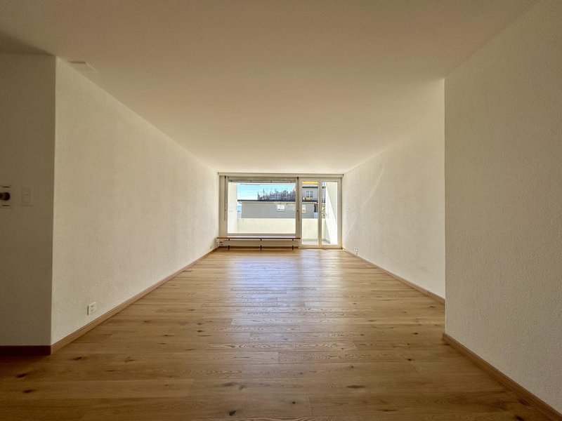 Photo 3 de Wihaldenstrasse 9, Hinwil