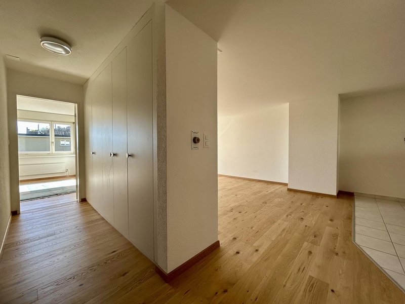 Photo 6 de Wihaldenstrasse 9, Hinwil