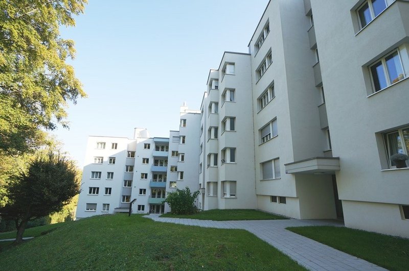 Photo 2 de Breitenstrasse 10, Adliswil