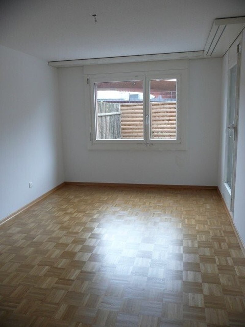 Photo 3 of Hardgutstrasse 28, Zürich