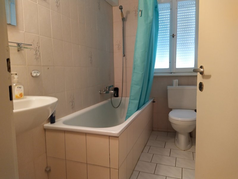 Photo 4 de Waldstrasse 5, 1.OG Zimmer 2,, St. Gallen
