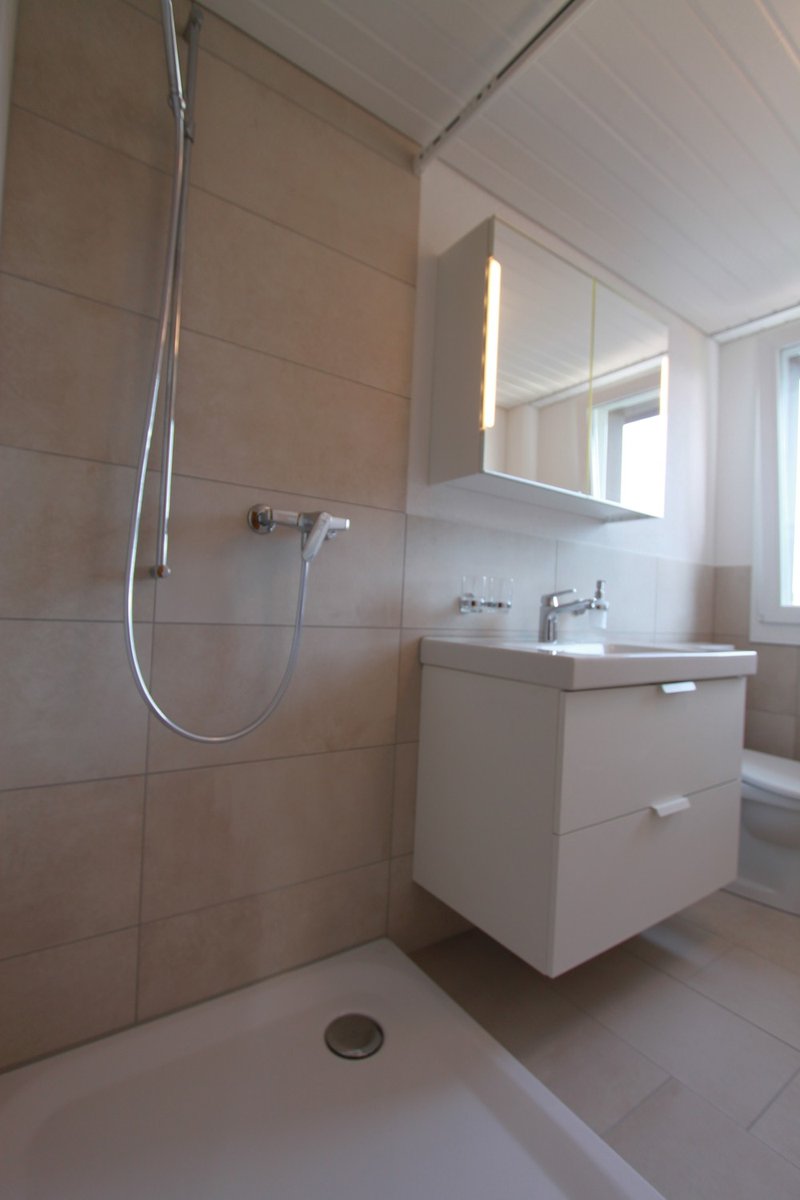 Photo 4 of Bienenweg 8, Reinach