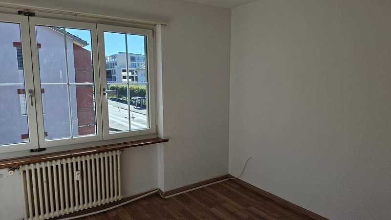 Foto 2 von Oberlandstrasse 3, Uster